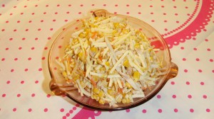 салат с кальмаром