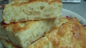 Яблочная шарлотка