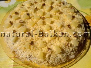 салат ананасовый готов