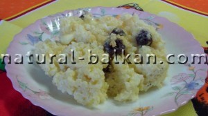 Каша пшенная с изюмом