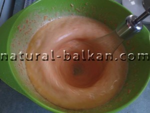 морковный кекс, смешать миксером